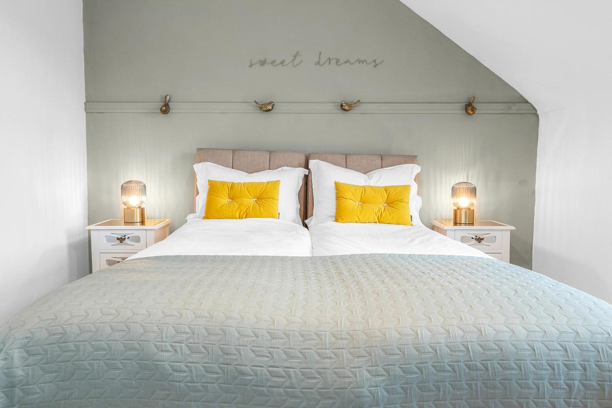 Beeswing, A Victorian Gem In Biggar Villa Exterior photo